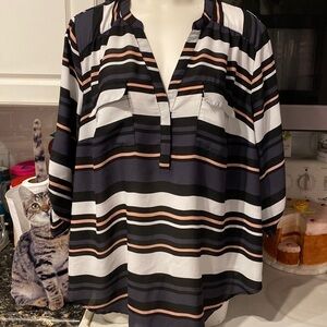 A womens Torrid stripe 3/4 roll tab sleeve plus size 2.  EUC